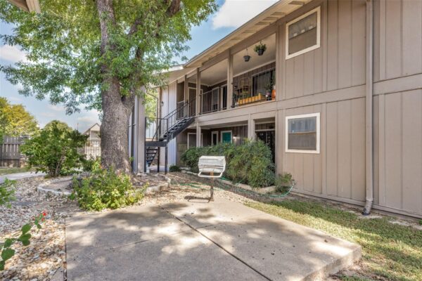 8621 Putnam Dr #A, Austin