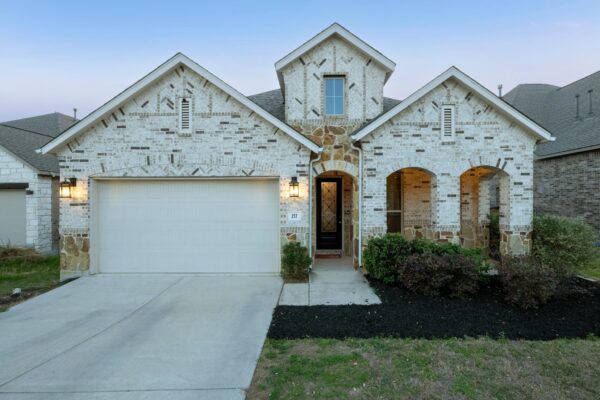 217 Mineral River Loop, Kyle
