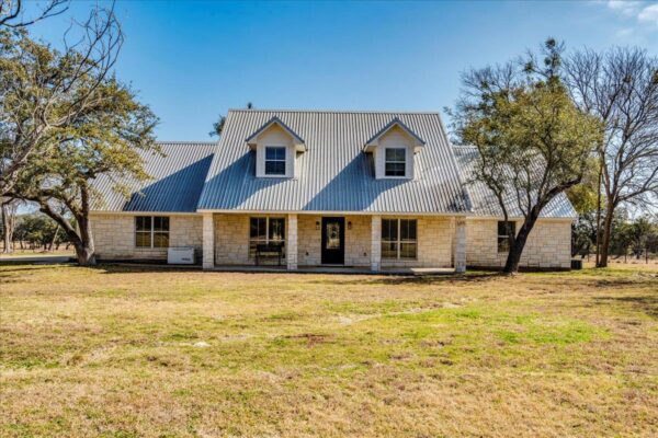 8301 Brewer Ln, Salado