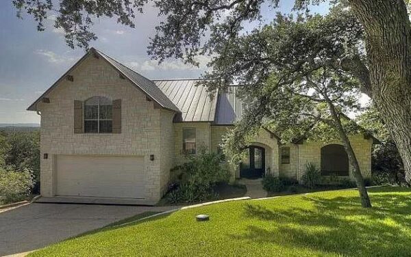 1017 Coventry Rd, Spicewood