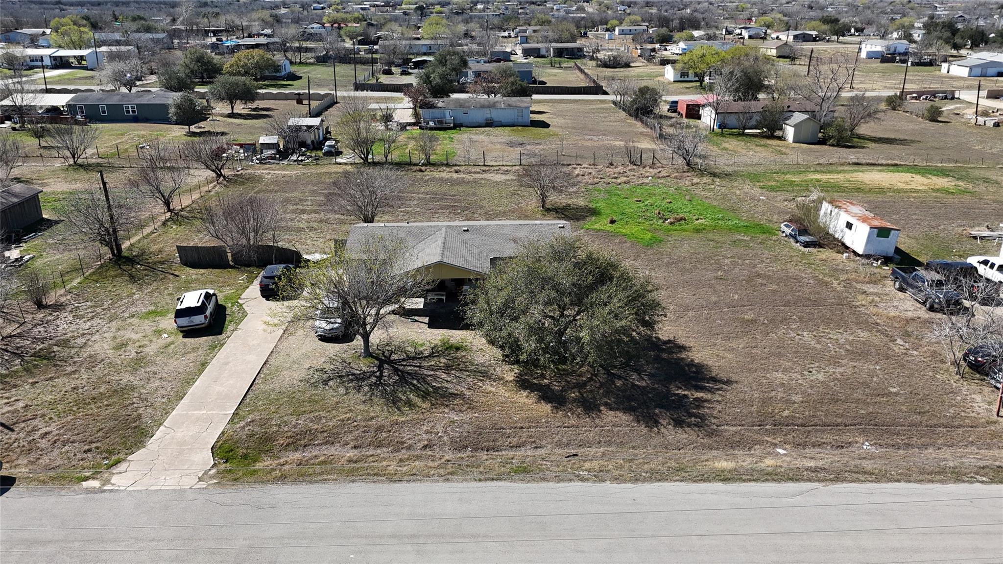 7113 Maverick Ct, Buda, TX 78610