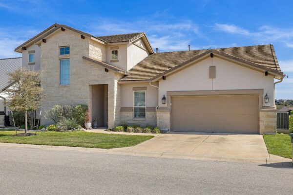 2000 Mazarro Dr #25, Leander