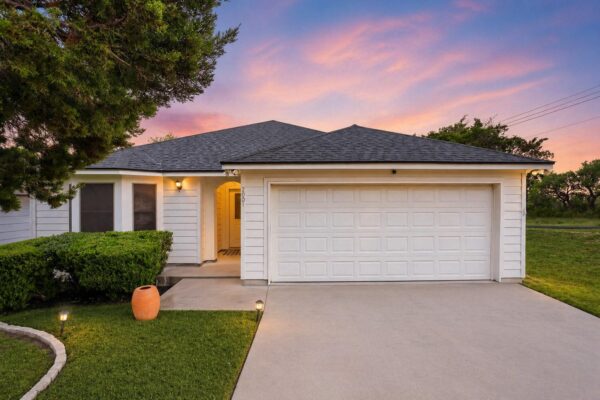 2001 Rain Water Dr, Austin