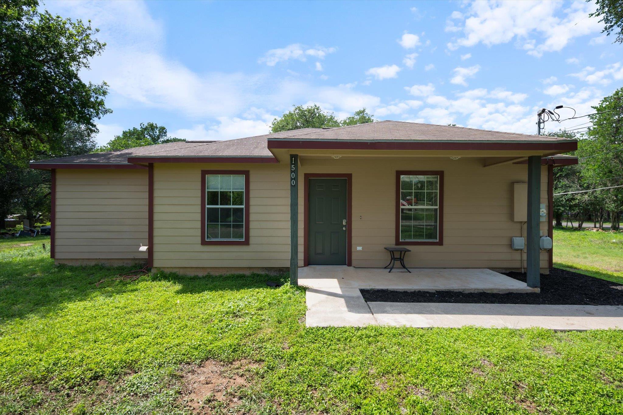 1500 Clyde St, San Marcos, TX 78666