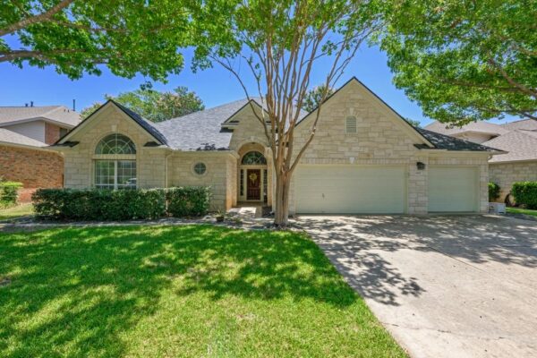 2602 Henley Dr, Round Rock