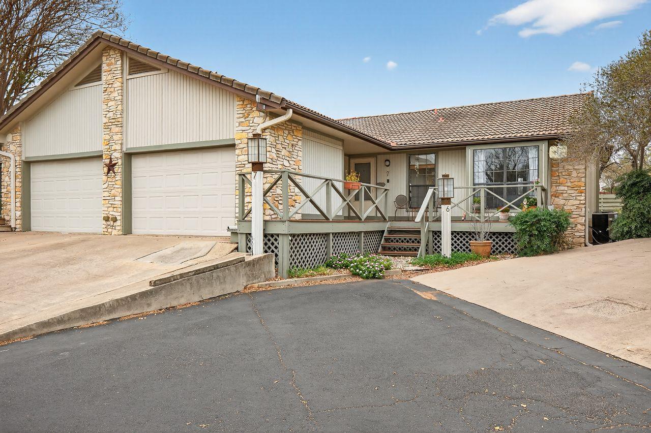 104 S Big Spur None #7, Horseshoe Bay, TX 78657