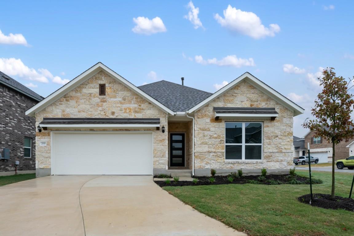 313 Possumhaw Ln, San Marcos, TX 78666