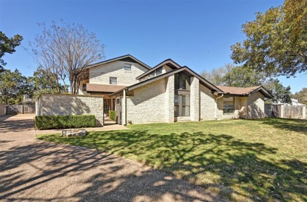 106 Acapulco Ct, Lakeway