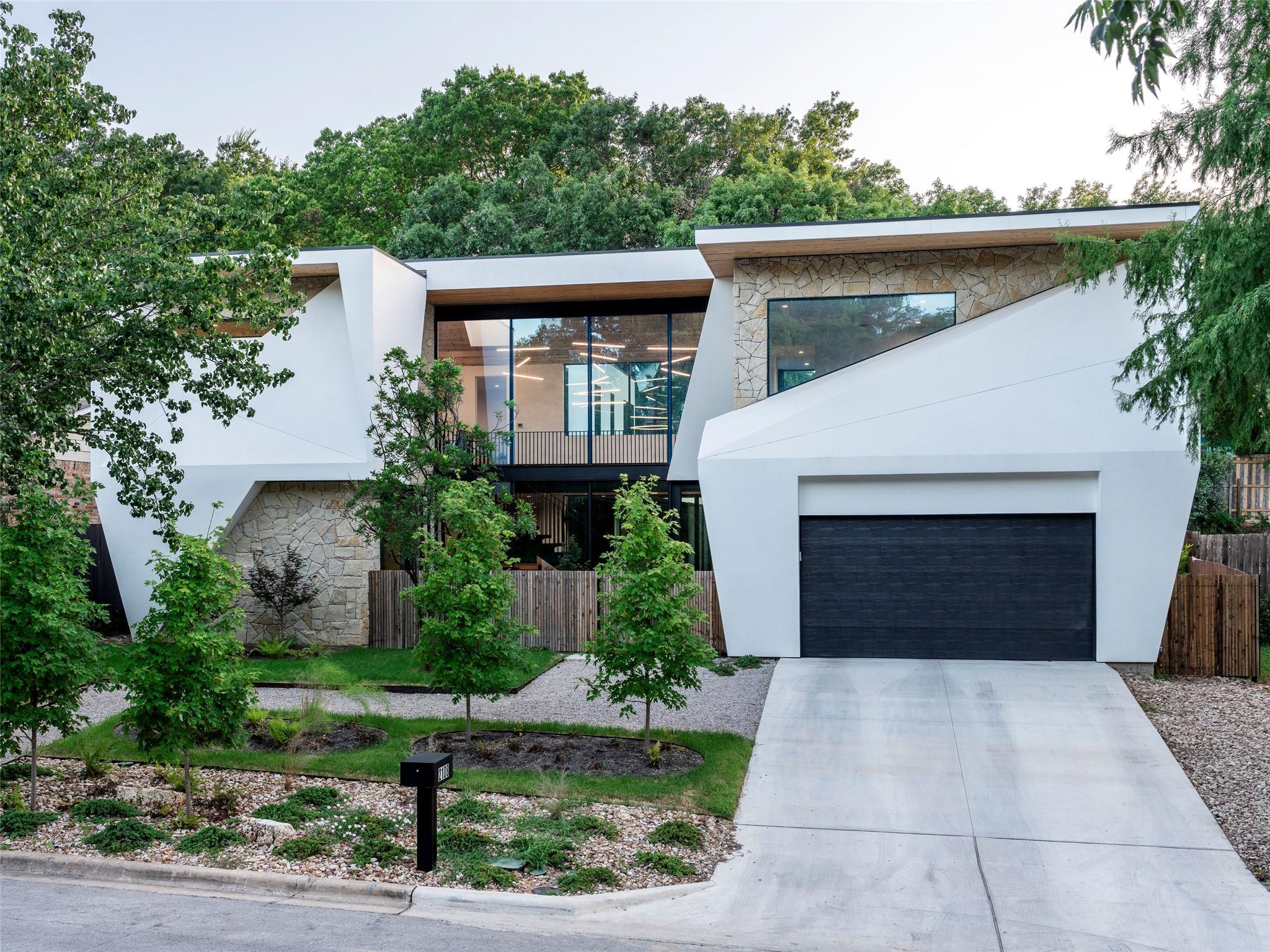 2108 Matterhorn Ln, Austin, TX 78704