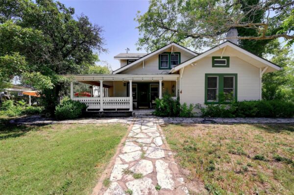 23351 FM 150 None W, Driftwood