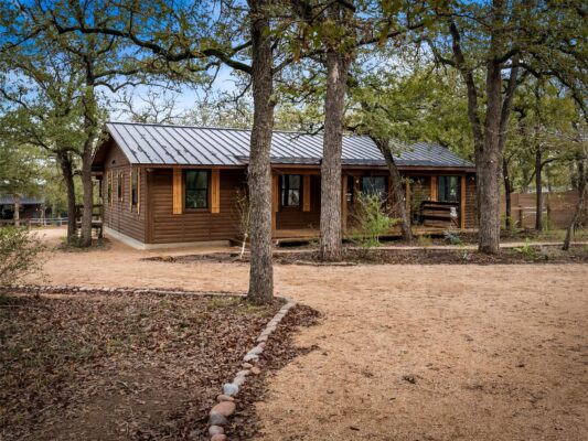 127 Marina Rd, Smithville