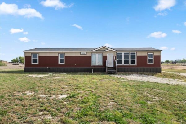 147 Daniel Dr, Bertram