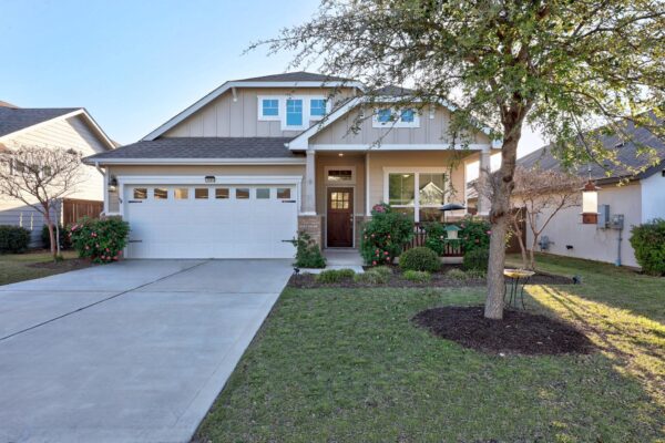 2005 Stirling St, Leander