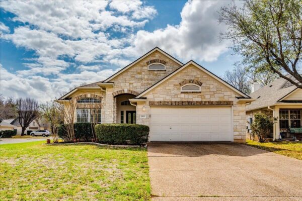 1903 Wood Glen Dr, Round Rock