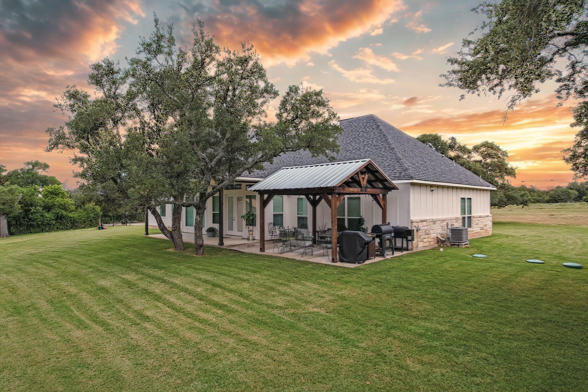 815 County Road 207 None, Liberty Hill, TX 78642