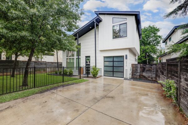 5520 Woodrow Ave, Austin