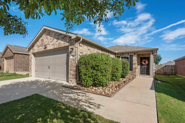 316 Continential Ave, Liberty Hill