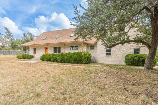 15 Tall Oaks Trl, Austin