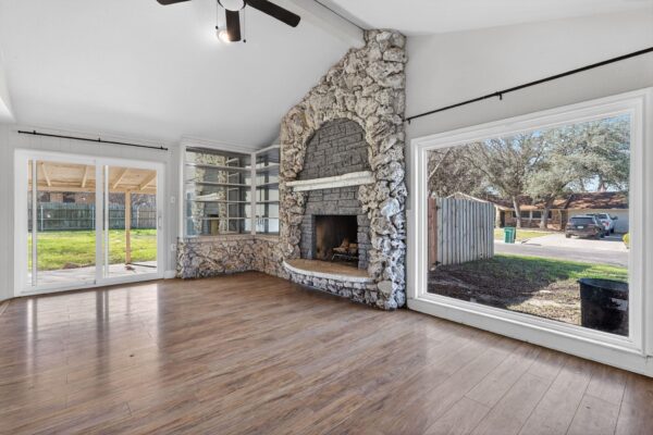 220 W Mockingbird Ln, Harker Heights