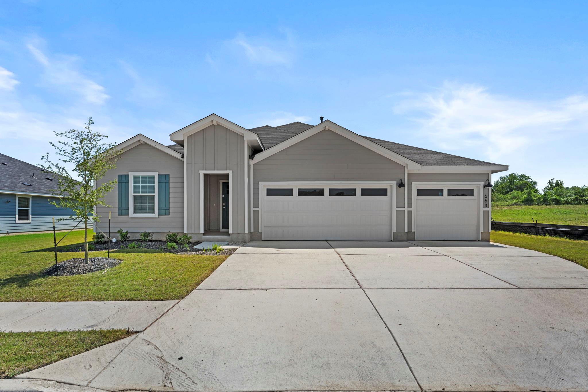 663 Ebbsfleet Dr, Uhland, TX 78640