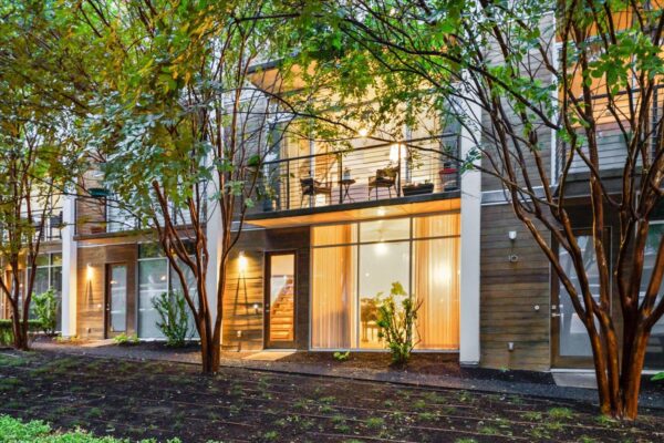 2301 S 5th St #11, Austin