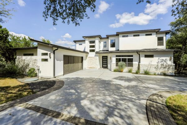 17600 Regatta View Dr, Jonestown