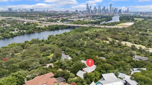 2501 Stratford Dr, Austin