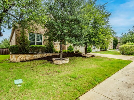 836 Richardson Ln, Leander