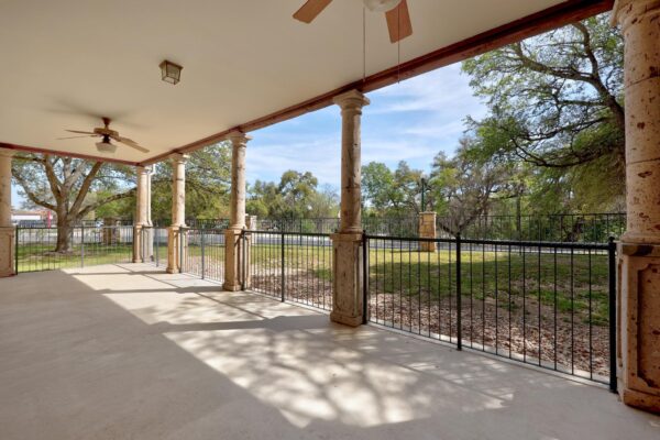 300 San Gabriel Village Blvd #410, Georgetown