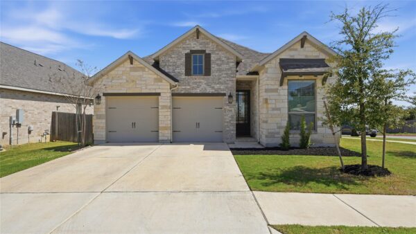 344 Carpenter Hill Dr, Buda