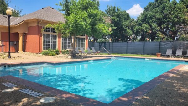 2900 S Lakeline Blvd #122, Cedar Park