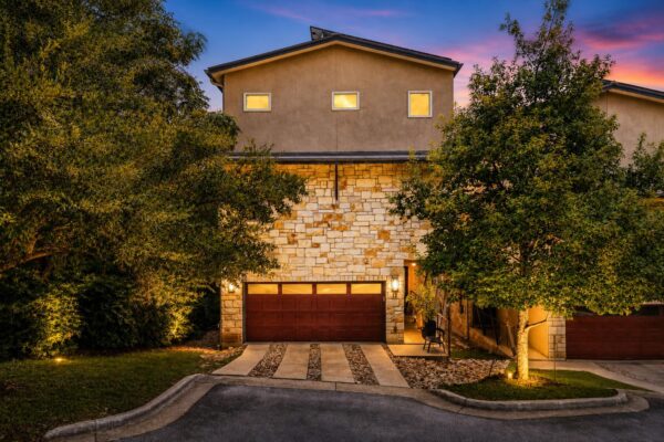 1142 Lost Creek Blvd #12, Austin