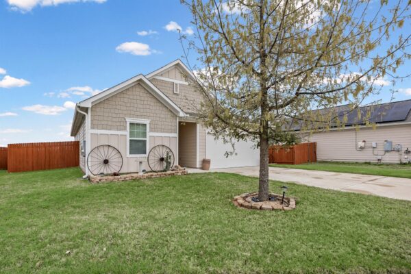 19408 Mary Ozburn Pl, Manor