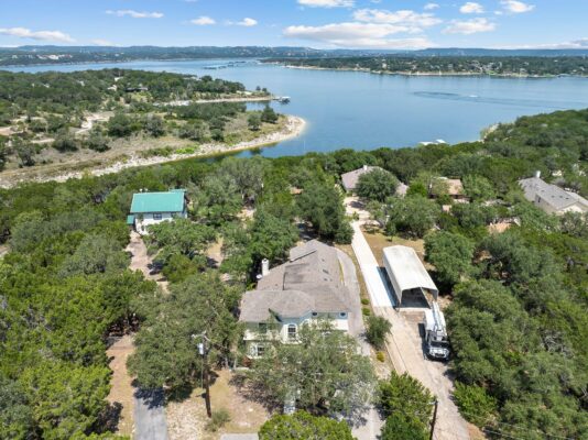 17004 Sleepy Hollow Dr, Lago Vista