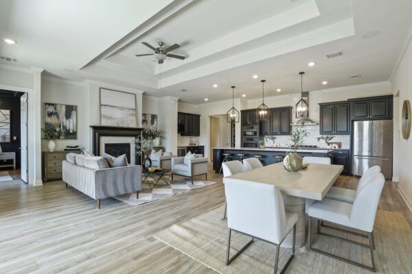 137 Climbing Rock Loop, Dripping Springs