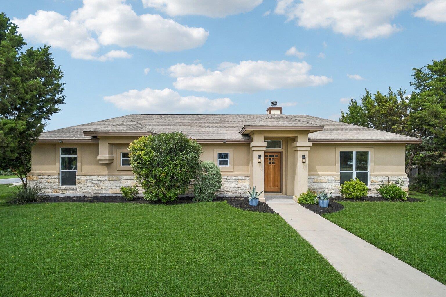 20800 Ridgeview Rd, Lago Vista, TX 78645