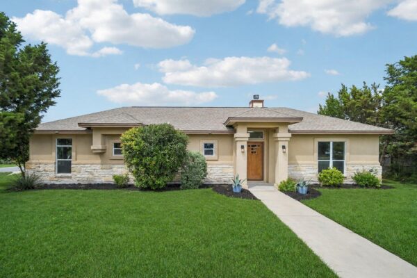 20800 Ridgeview Rd, Lago Vista