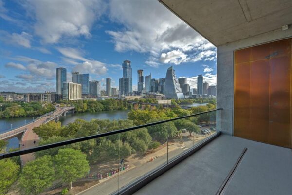 1211 W Riverside Dr #7A, Austin