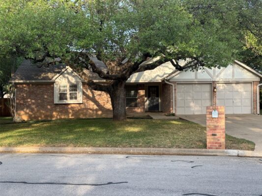 1401 Wood Rock Dr, Round Rock