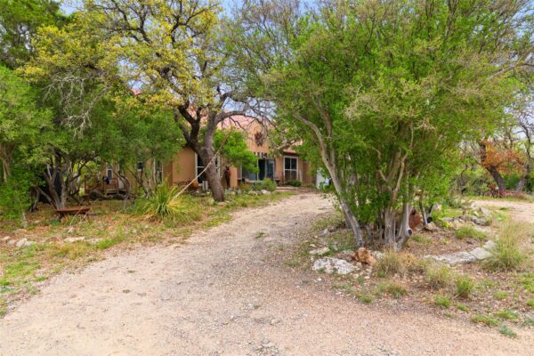 452 River View Dr, Johnson City