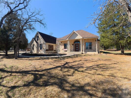 330 Arbors Cir, Elgin