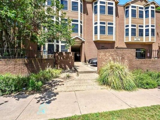 2802 Nueces St #211, Austin