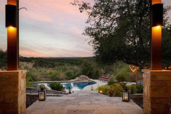 8075 Mount Sharp Rd, Wimberley