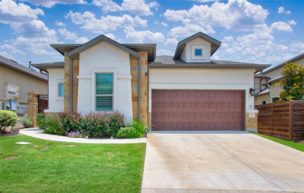 313 Skyflower Dr #G, Georgetown