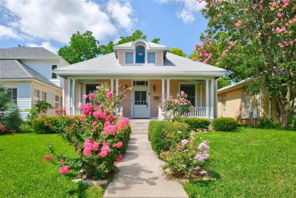 812 W 10th St, Austin