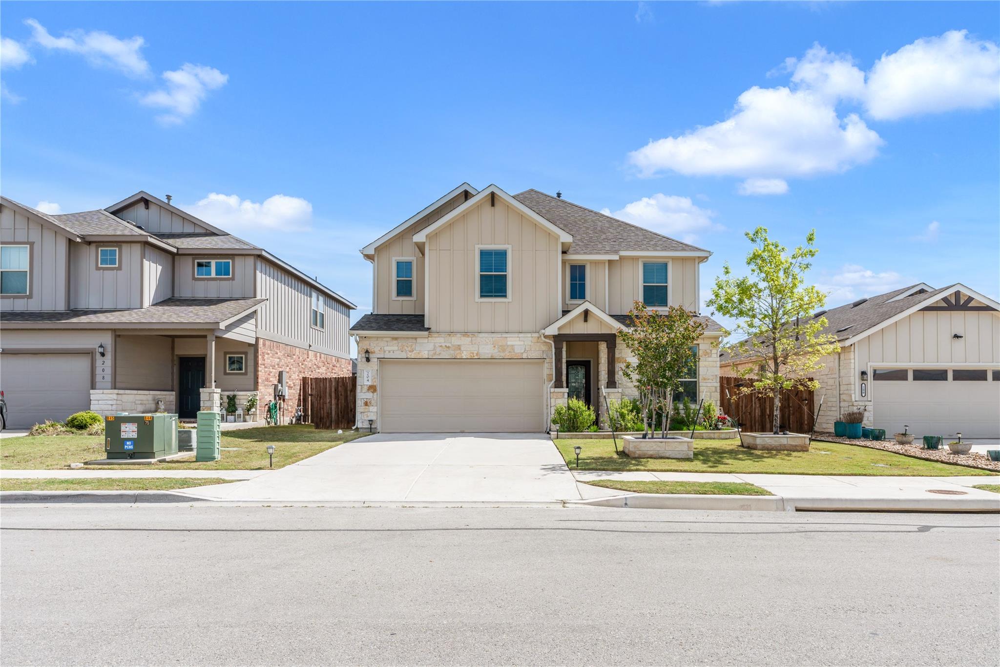 204 Janelle Ln, Liberty Hill, TX 78642