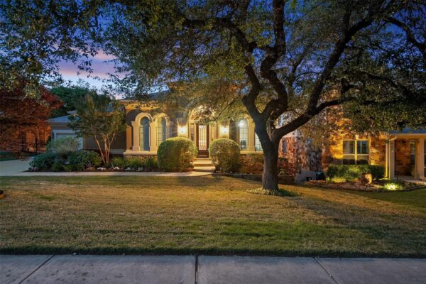 4636 Mont Blanc Dr, Bee Cave