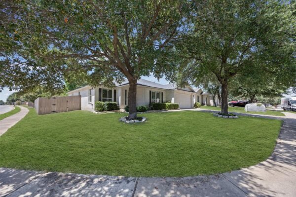 3697 Spring Canyon Trl, Round Rock