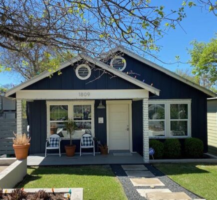 1809 W 10th St, Austin