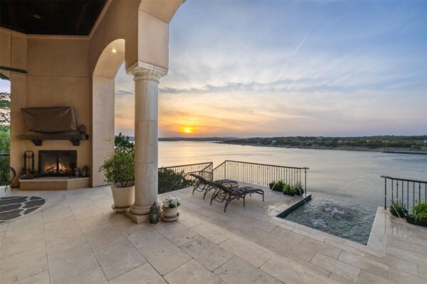 111 Sailfish St, Austin